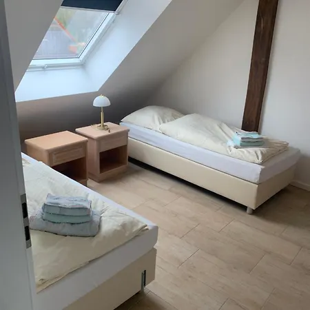 Appartement Ferien- Monteurwohnung 3 In 3 100 Qm Betten Trennbar 2 Stock